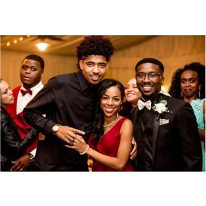 Meet your Posher, Corey