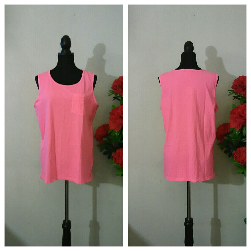 SOLD Brand New VS Pink Pocket Tank