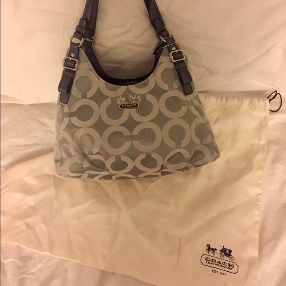 Coach silver handbag - Picture 2 of 4