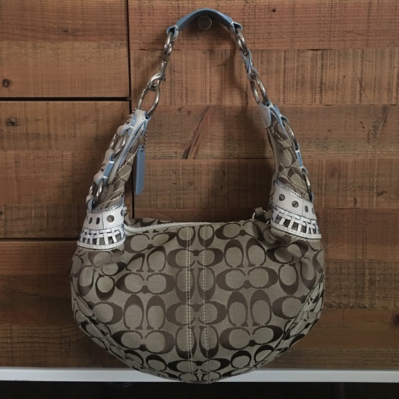 Coach Signature Hobo - Picture 2 of 6