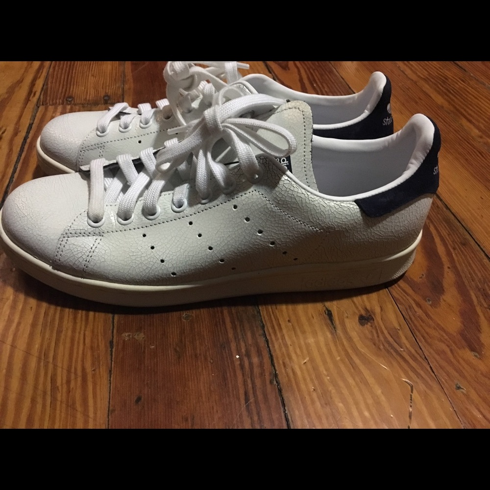 Like new Stan Smith limited edition Adidas! Size 9