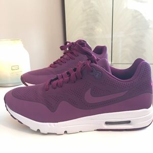 Women's Nike air max - 6.5
