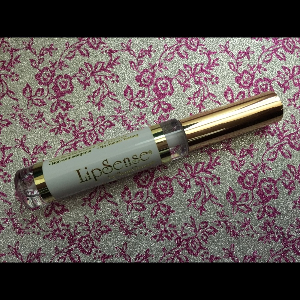 BNWT LipSense Oops Remover