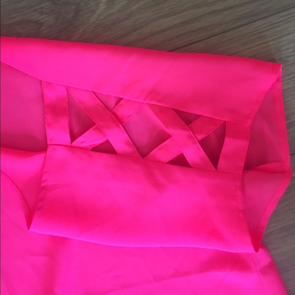 Express Party Top! - Picture 4 of 4