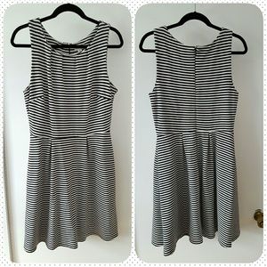 🌻🌼For Spring!🏵🌸 Merona Striped Dress - L