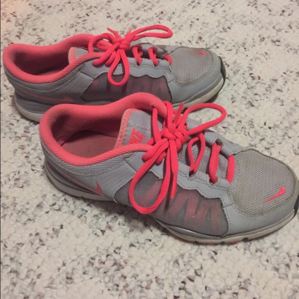 NIKE woman shoe