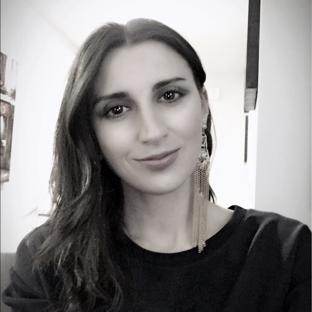 Meet your Posher, Julia