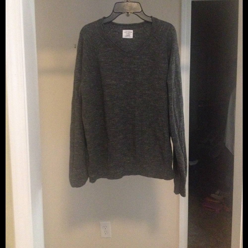 Pullover Long Sleeve shirt