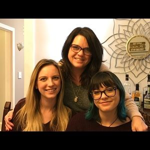 Meet your Posher, Amy