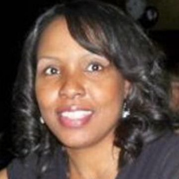 Meet your Posher, Lisa - Picture 1 of 1