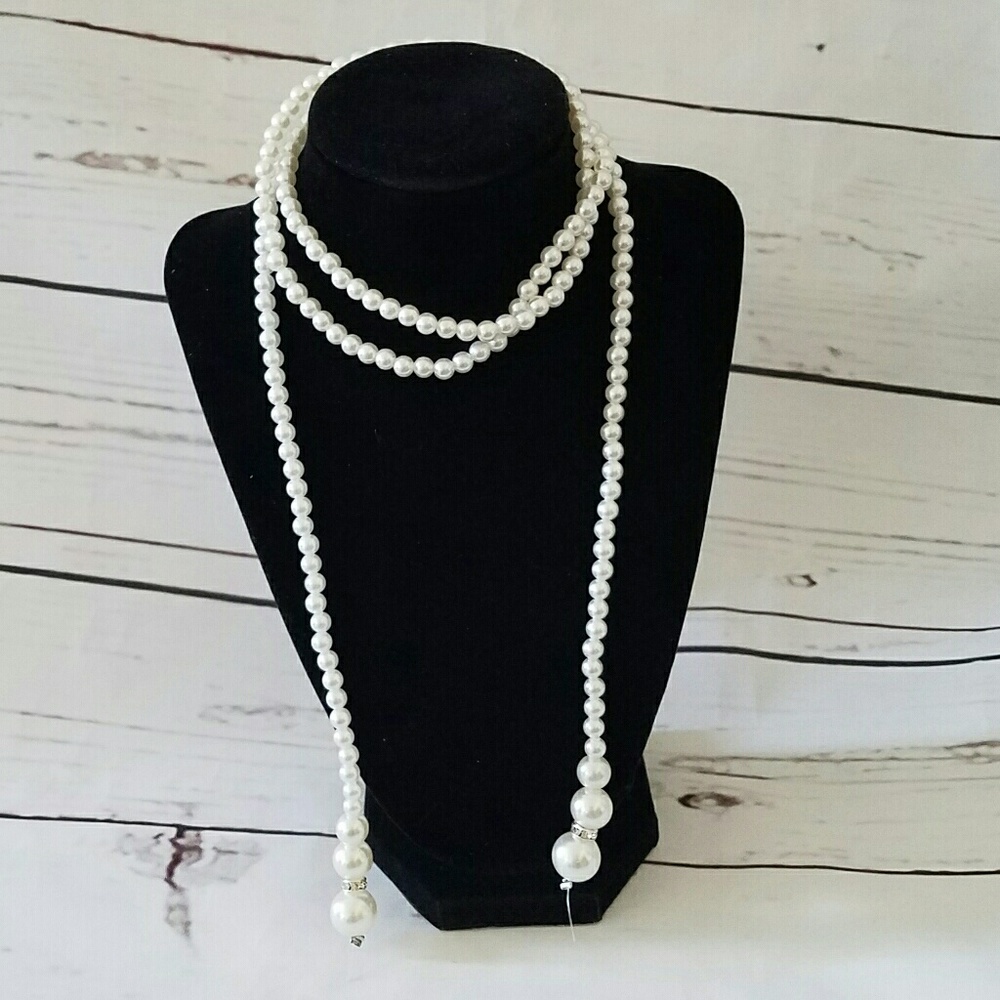 Classy Necklace - Picture 4 of 4