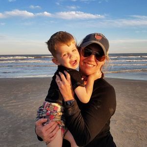 Meet your Posher, Holly