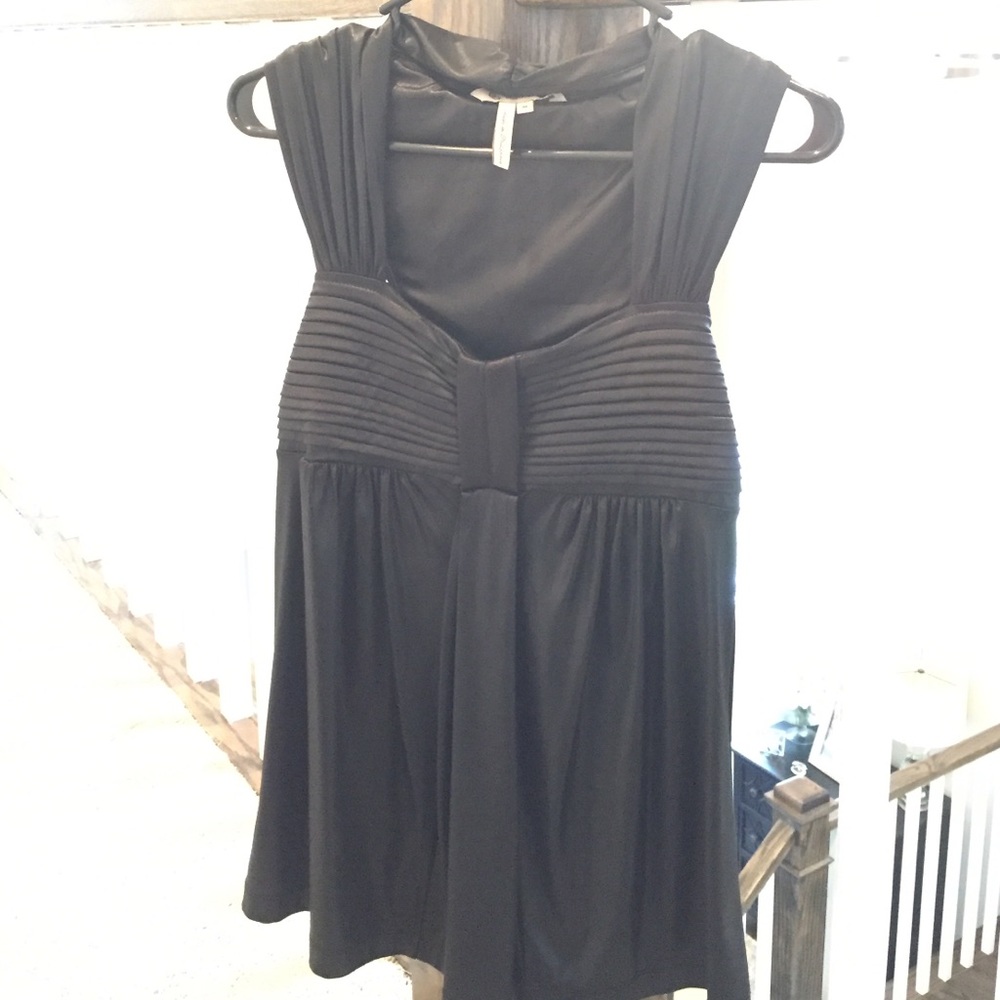 BCBG top. Excellent condition.