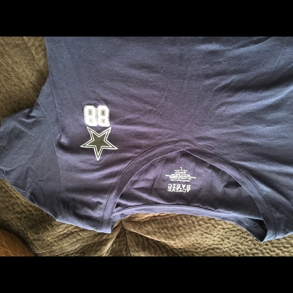 SOLD on M. Dallas Cowboys shirt - Picture 2 of 2