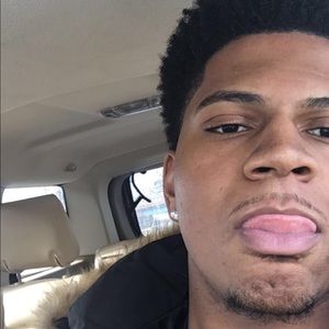 Meet your Posher, Chaz