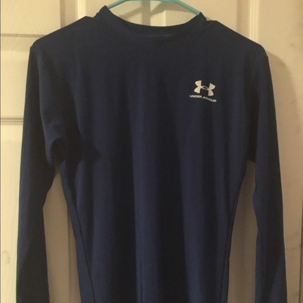 💙UNDER ARMOUR LONG SLEEVE TOP💙