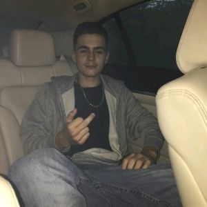 Meet your Posher, Dylan