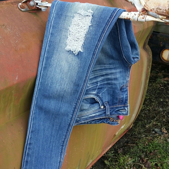 Almost Famous Denim - Famous Jeans