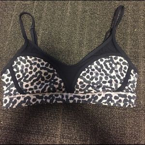 Lululemon bra