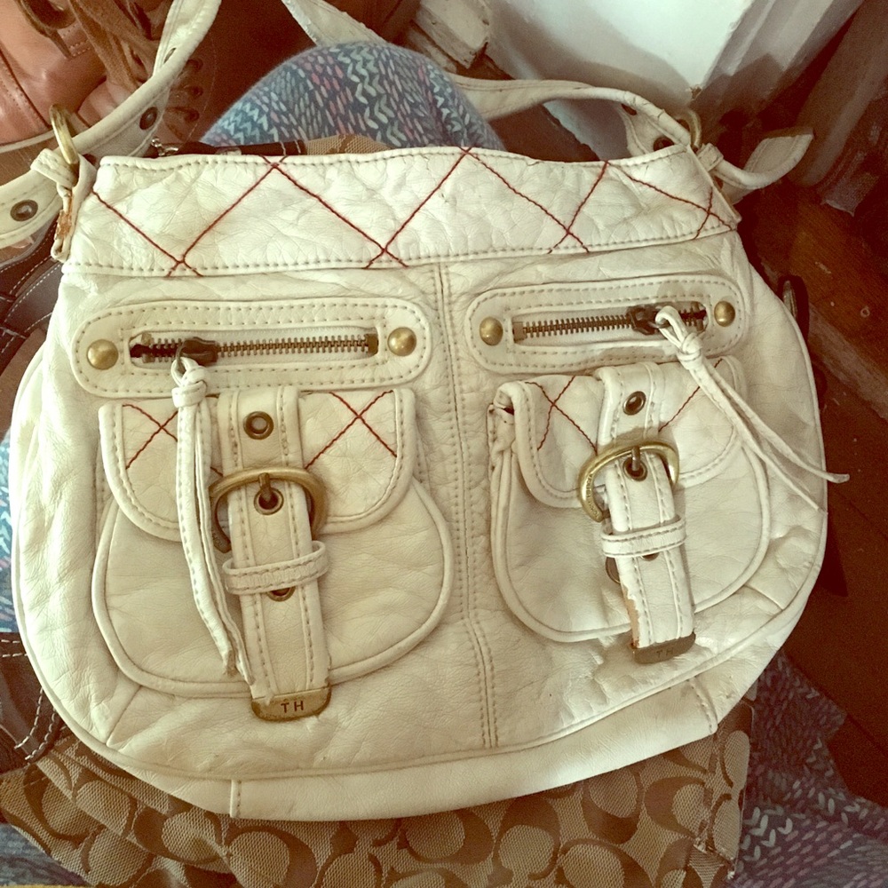 White with zippers tommy bag