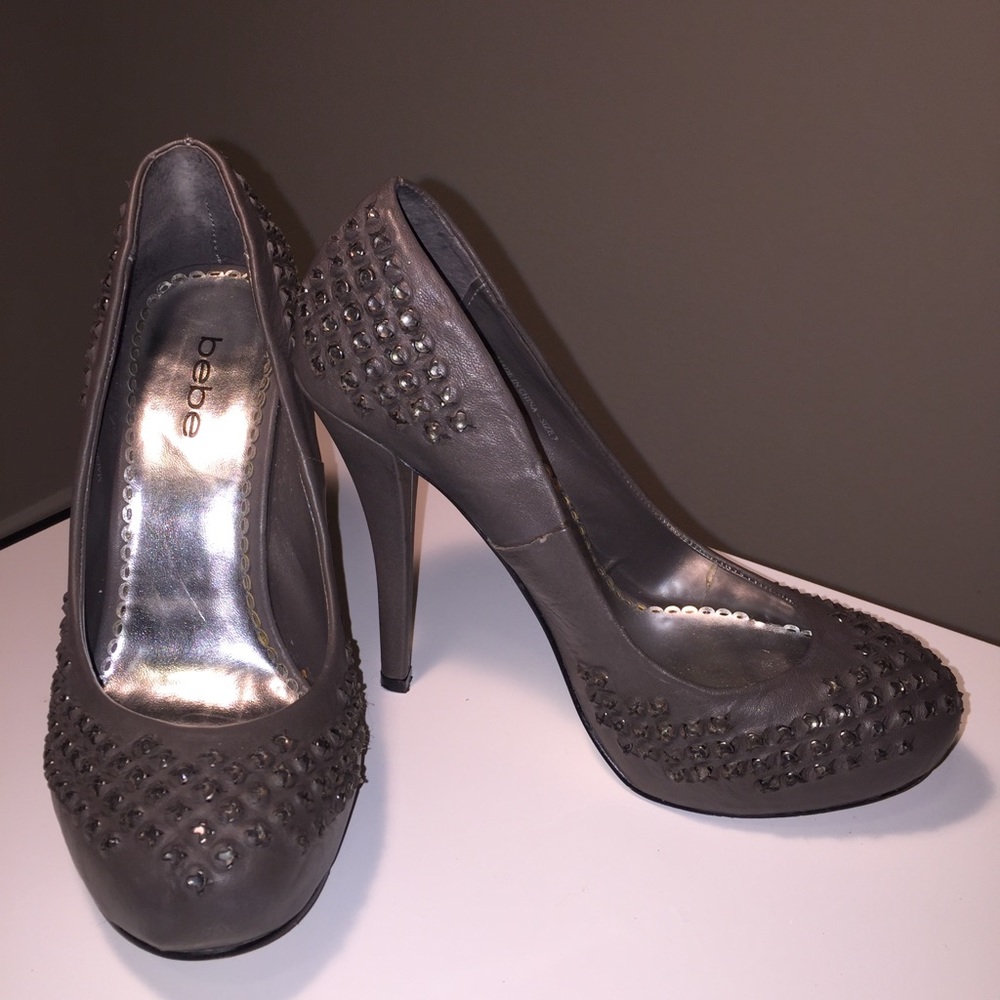 Gray leather rhinestone pumps