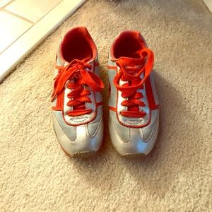 Kangaroos blue, silver and red-orange sneakers