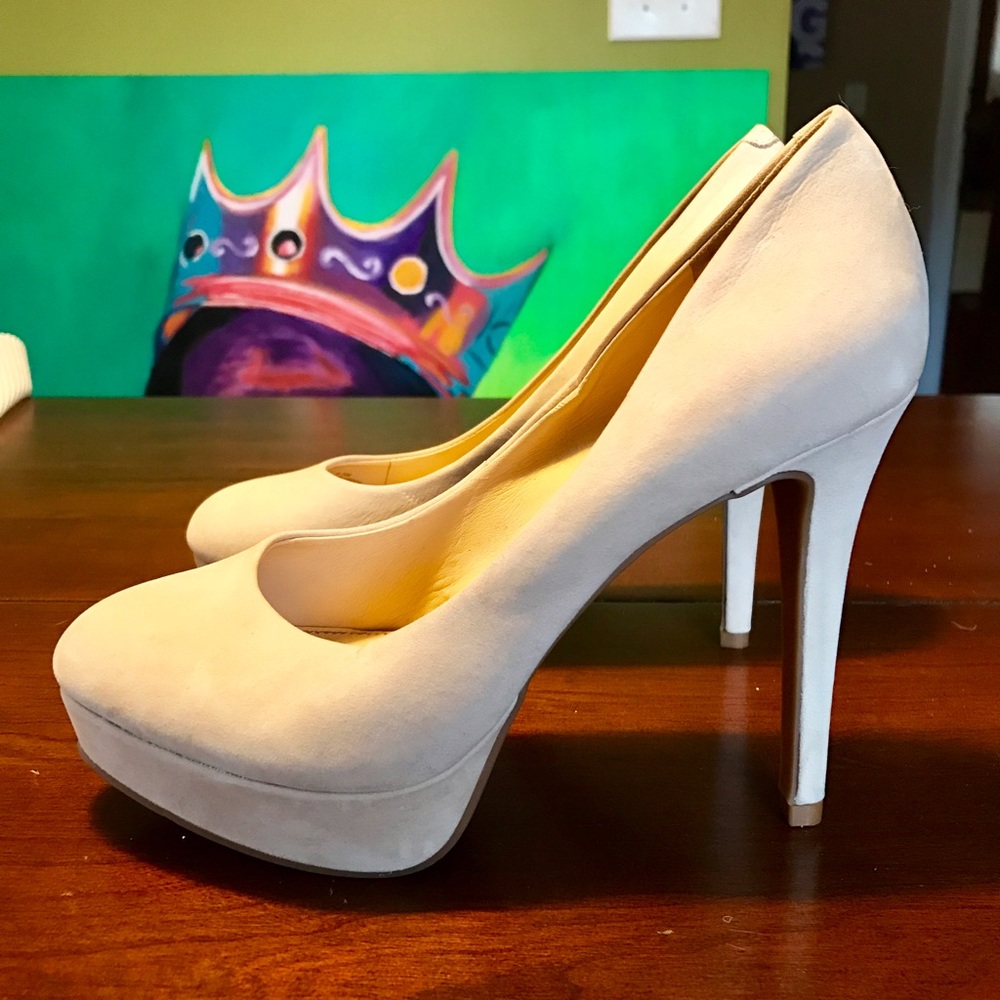Gianni Bini nude pumps (worn once)