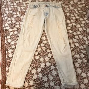 Acid Wash Ripped Boyfriend Jeans