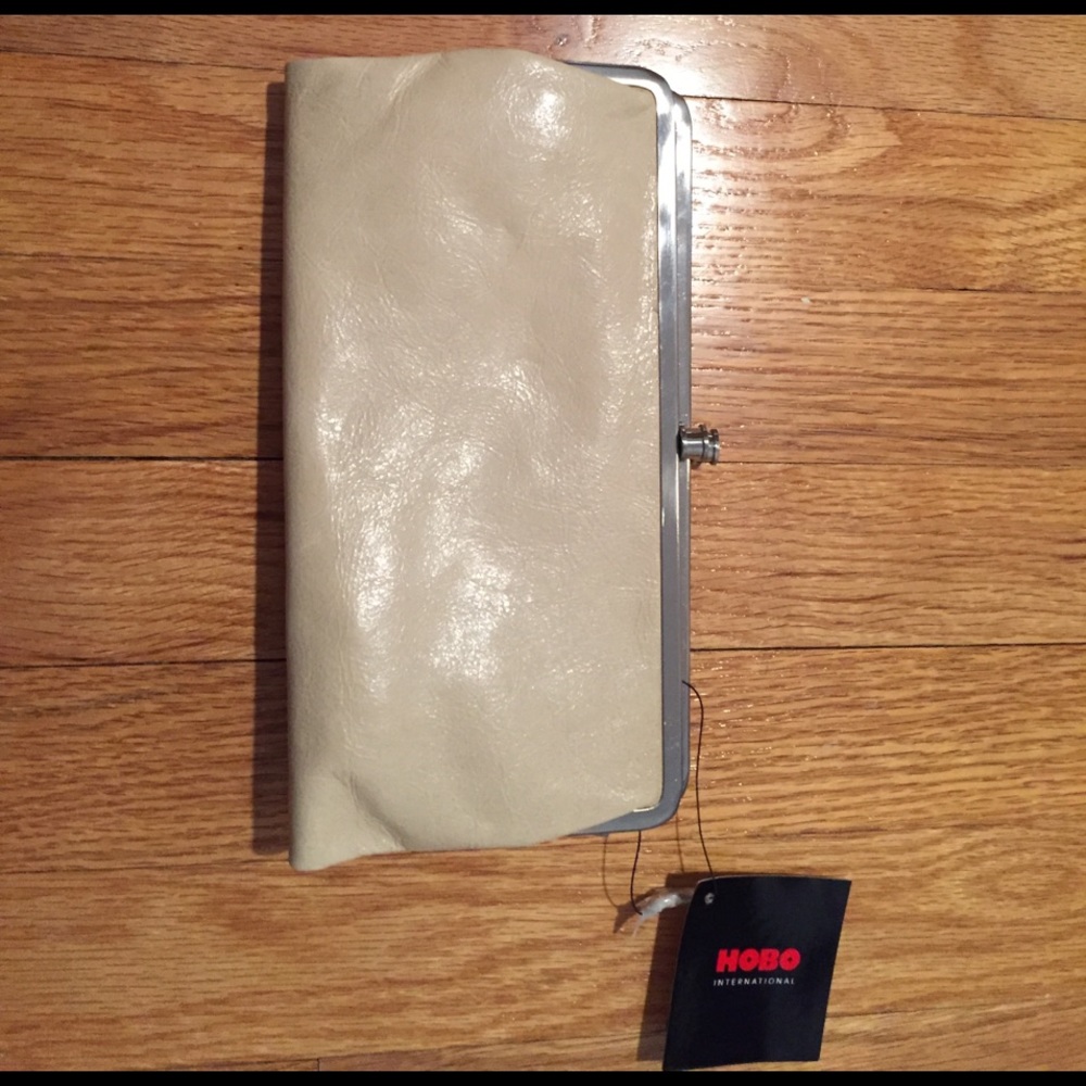 Hobo International clutch