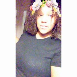 Meet your Posher, Kayy