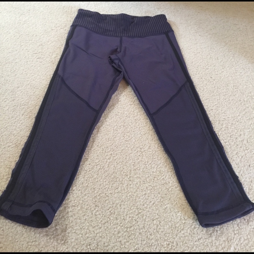 Lululemon cropped tights
