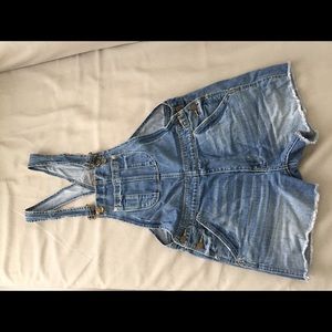 Beautiful overall, blue jean, American Eagle