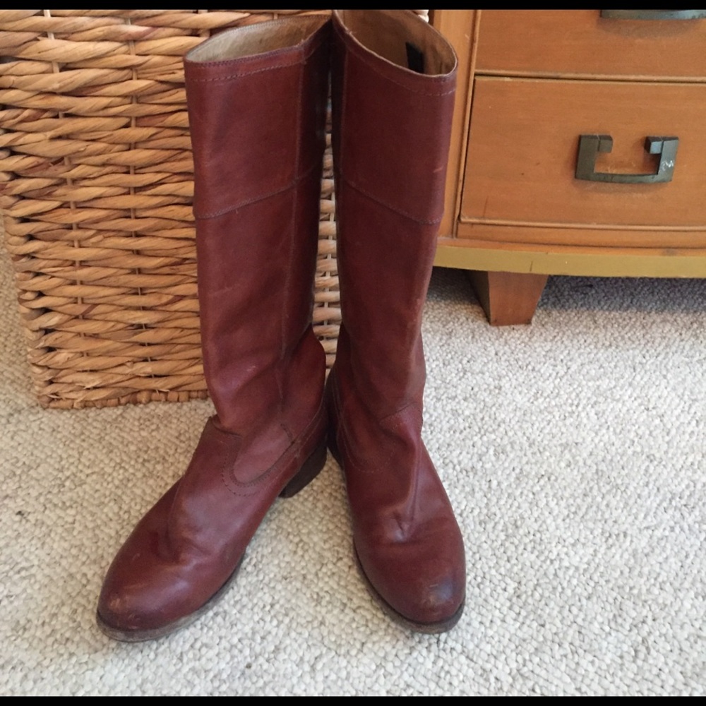 Whiskey brown Fry boots!
