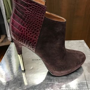 Sigerson Morrison Booties
