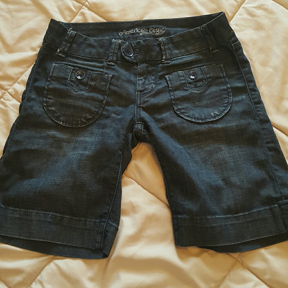 American Eagle bermuda shorts