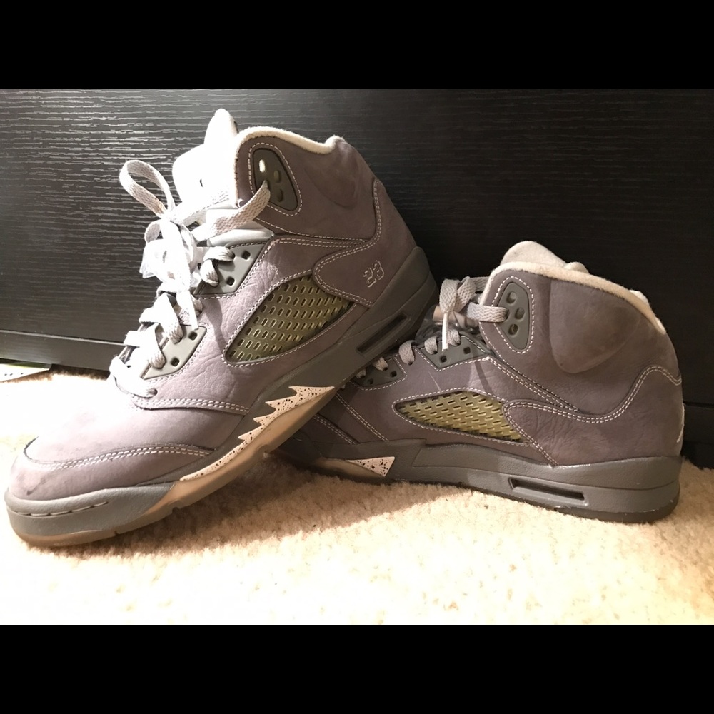 Grey Jordan's (YOUTH SIZE)