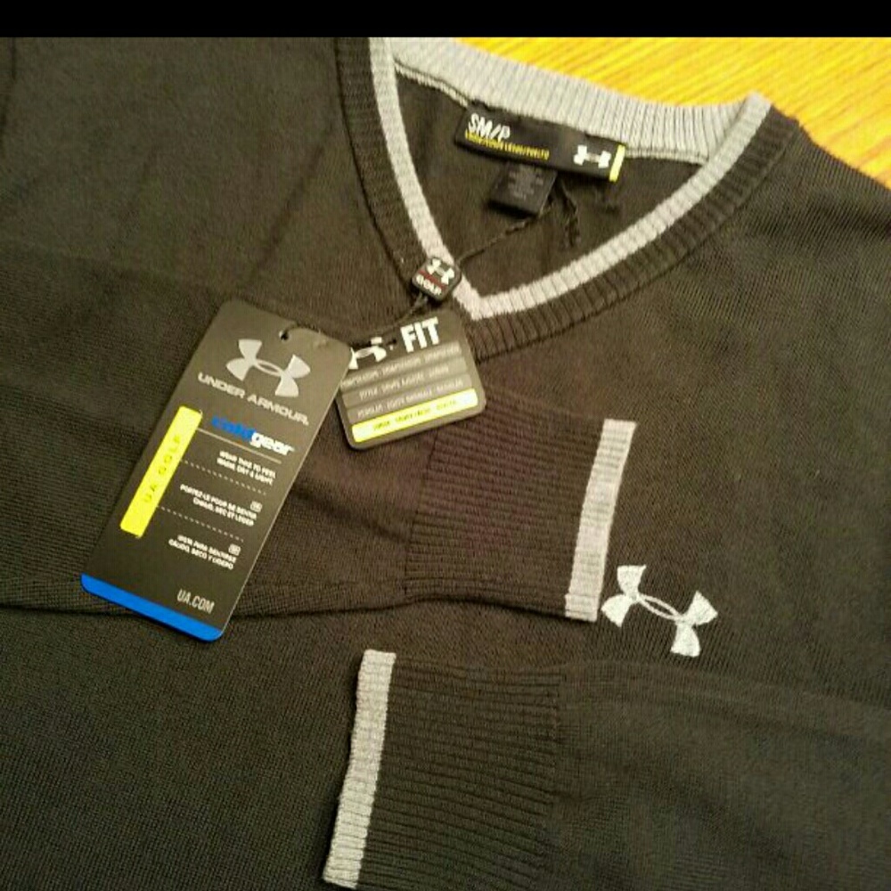 NWT Under Armour mens golf sweater SM