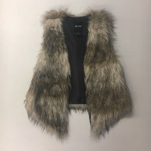 Faux Fur Vest Shell ✨ great condition!!