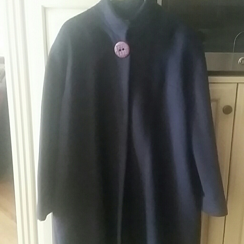 Donna Karan coat , 1st line , made in the U.S.A .