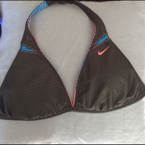 NWOT Reversible Nike swim halter top