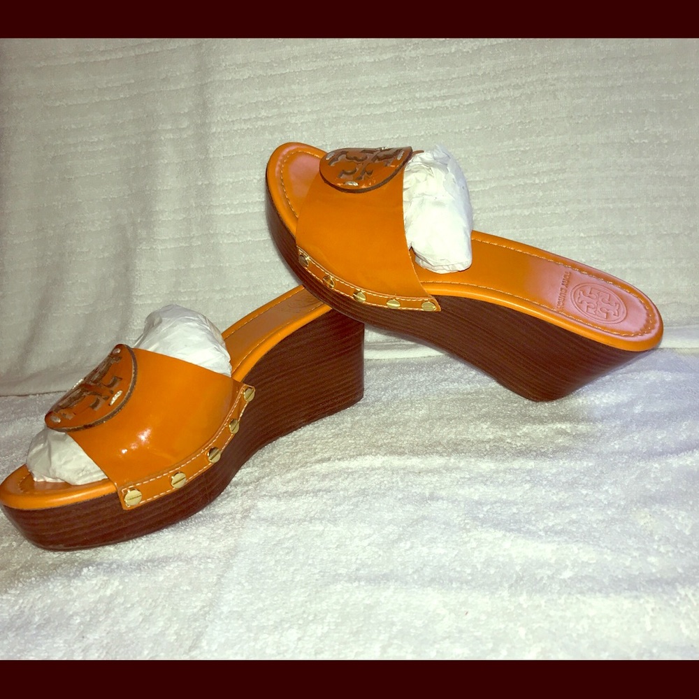 TORY BURCH wedges