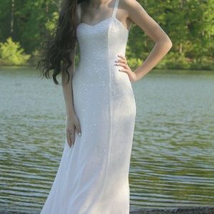 White Prom/Wedding Dress