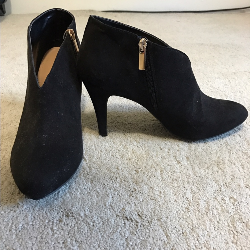 SOLD❌❌❌Size 10 black heels❌❌❌