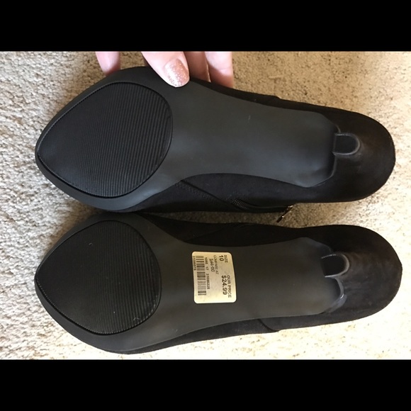 SOLD❌❌❌Size 10 black heels❌❌❌ - Picture 3 of 3