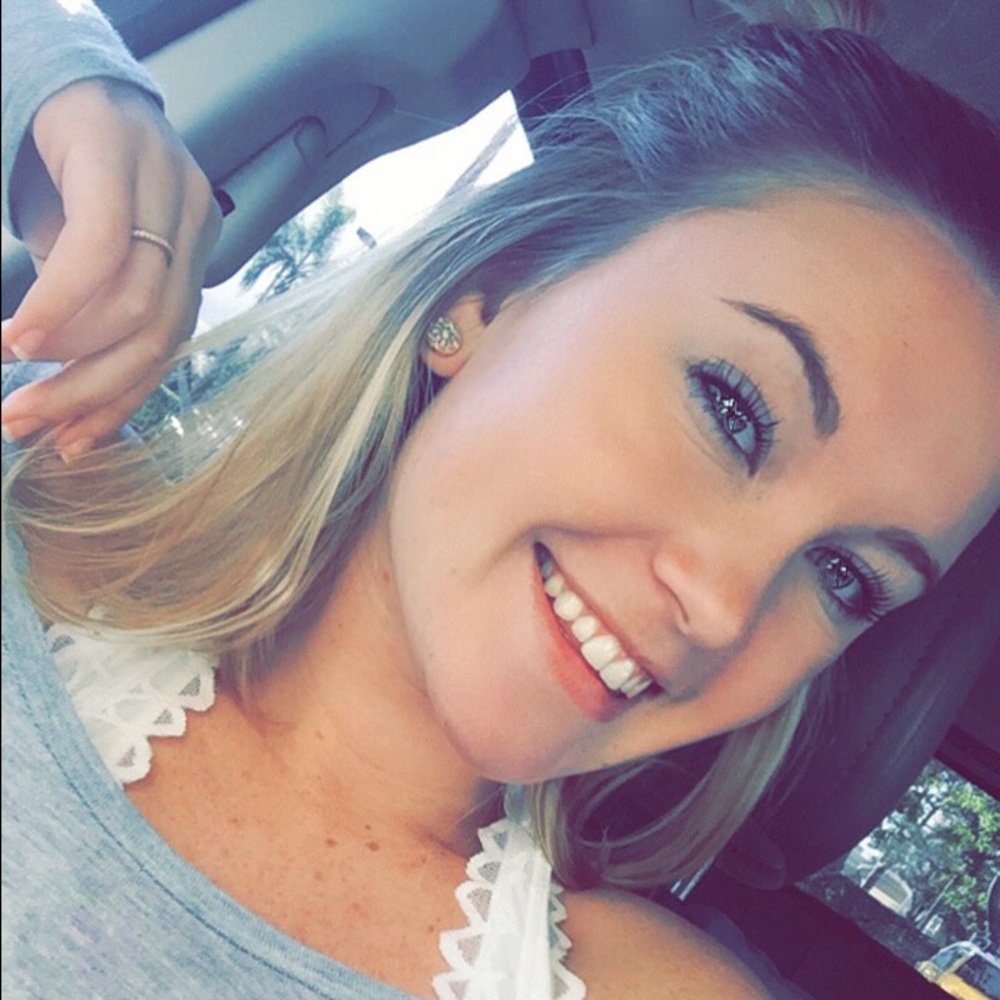 Meet your Posher, Quinn