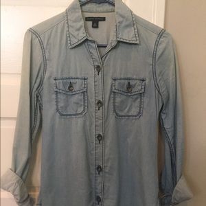 Banana Republic Chambray Button Down Shirt