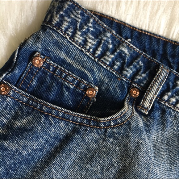 THE FRAYED Mid Rise Cut Off Shorts - SZ: 6 - Picture 6 of 8