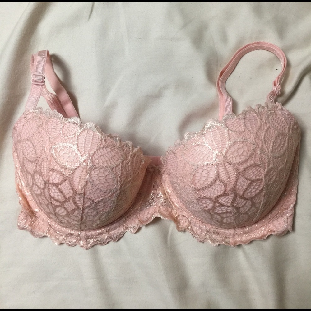 32DD Date Push up PINK bra