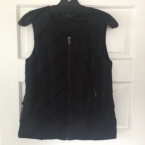 Black Rag & Bone zip front vest/top