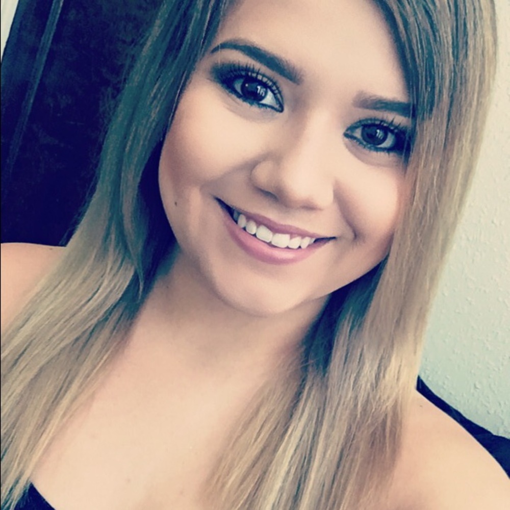 Meet your Posher, Hailey
